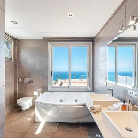 וילה Stunning Casa Bella Vista אדחה