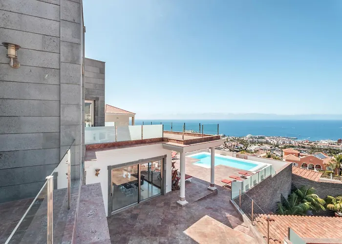 Stunning Casa Bella Vista Costa Adeje (Tenerife)